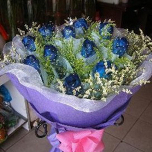 杭州移花接木花店 33支红玫瑰与19颗爱心巧克力的完美结合