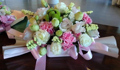 师情花艺，感恩有你 花博馆教师节插花DIY活动甜蜜来袭